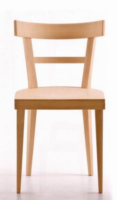 BISTRO SEDIA Arch. Werther Toffoloni La sedia Cafe  è una rivisitazione in chiave moderna di una sedia originale Thonet.
In massello di faggio tinto naturale, ciliegio, noce, wenge  oppure laccata bianco, nero, rosso, arancione.Con leggero sovrapprezzo si può tingerla in vari altri colori al campione.
